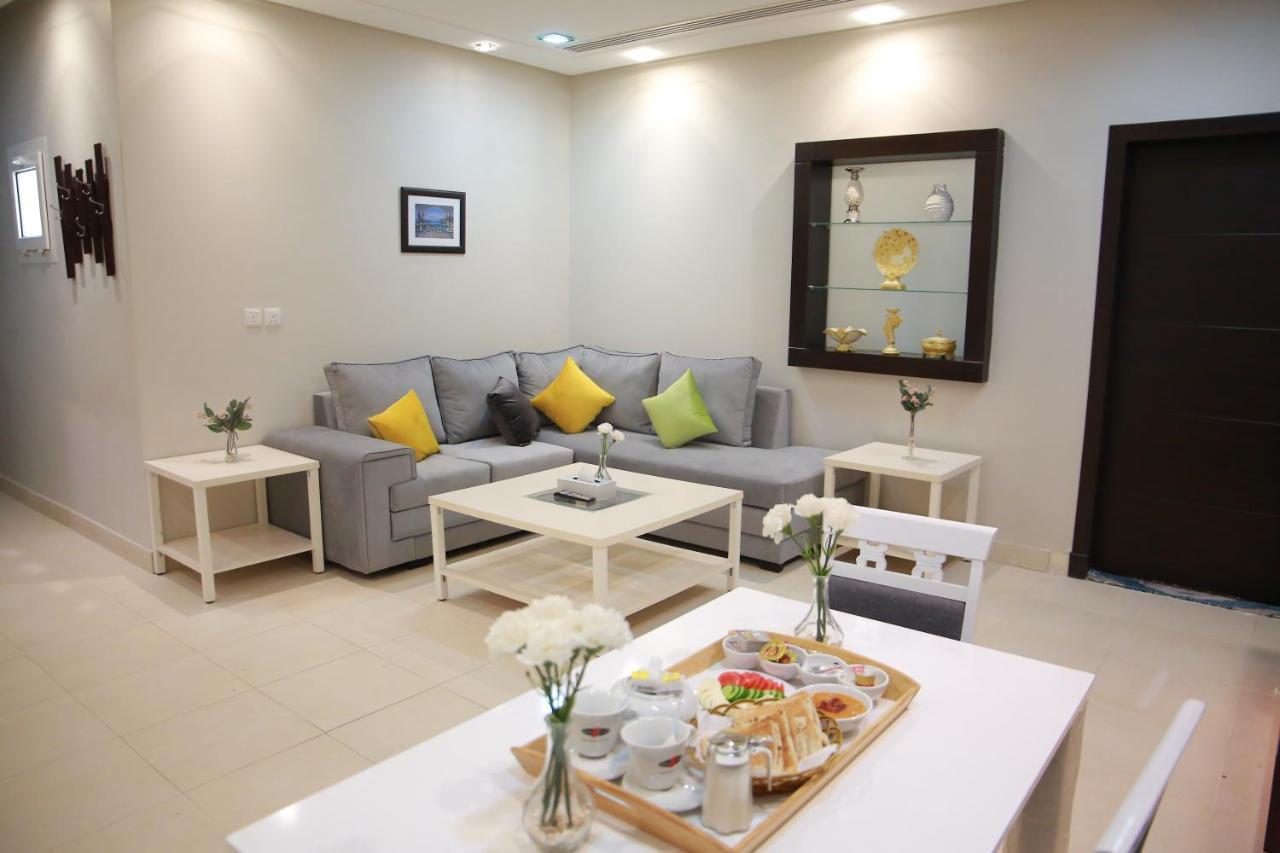 A Tours Hotel Apartments Рияд Екстериор снимка