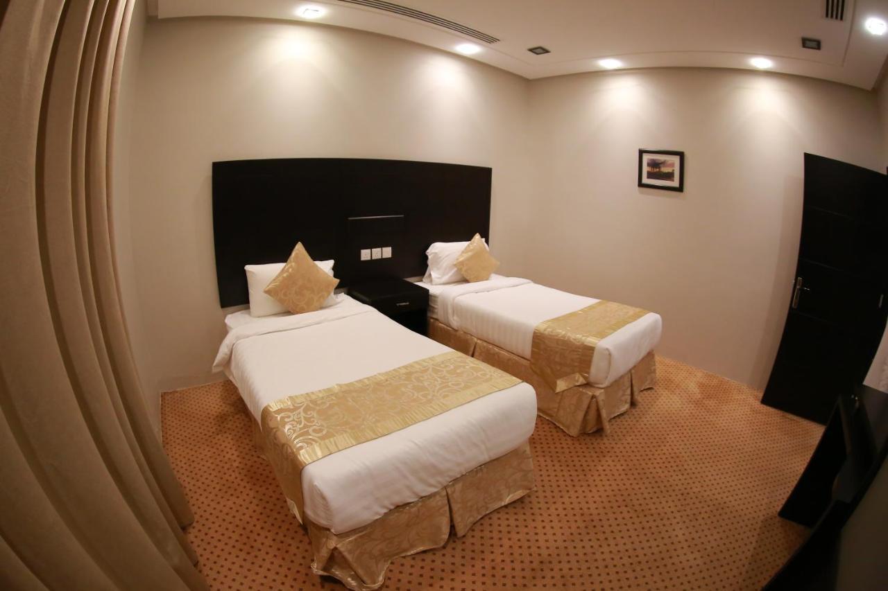 A Tours Hotel Apartments Рияд Екстериор снимка