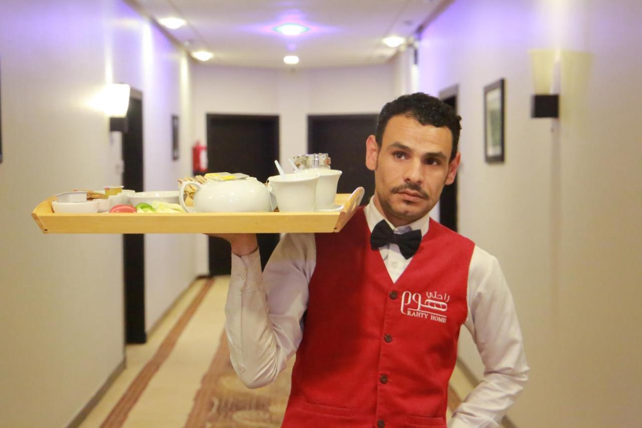 A Tours Hotel Apartments Рияд Екстериор снимка