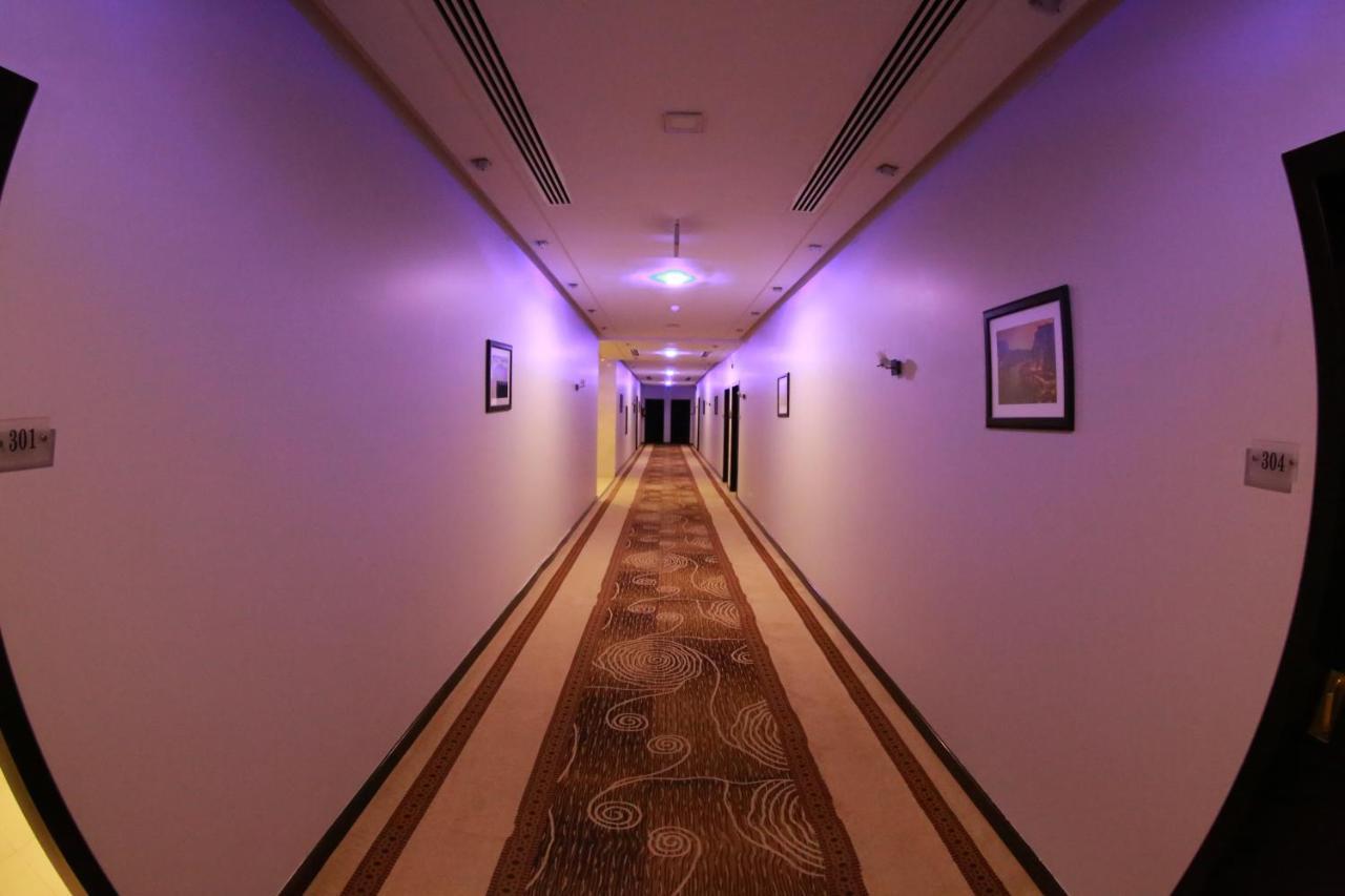 A Tours Hotel Apartments Рияд Екстериор снимка