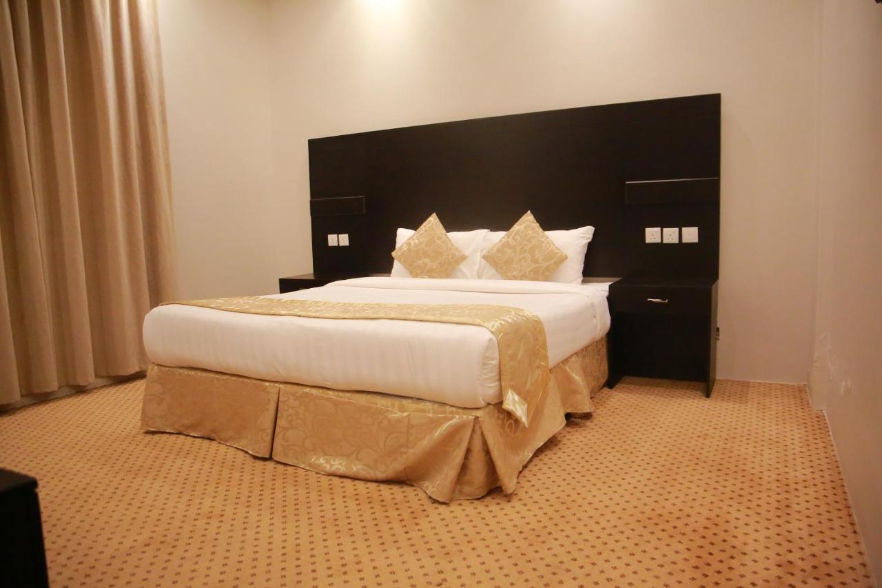 A Tours Hotel Apartments Рияд Екстериор снимка