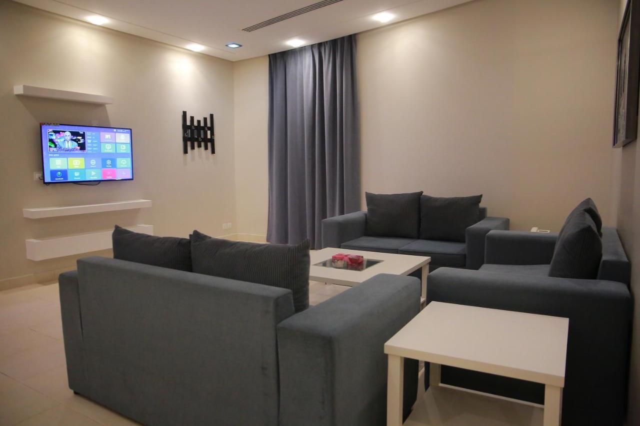 A Tours Hotel Apartments Рияд Екстериор снимка